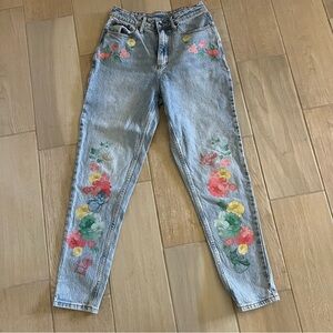 Disney Sleeping Beauty Three Good Fairies Mom Jeans Women’s 5 Disney Princess